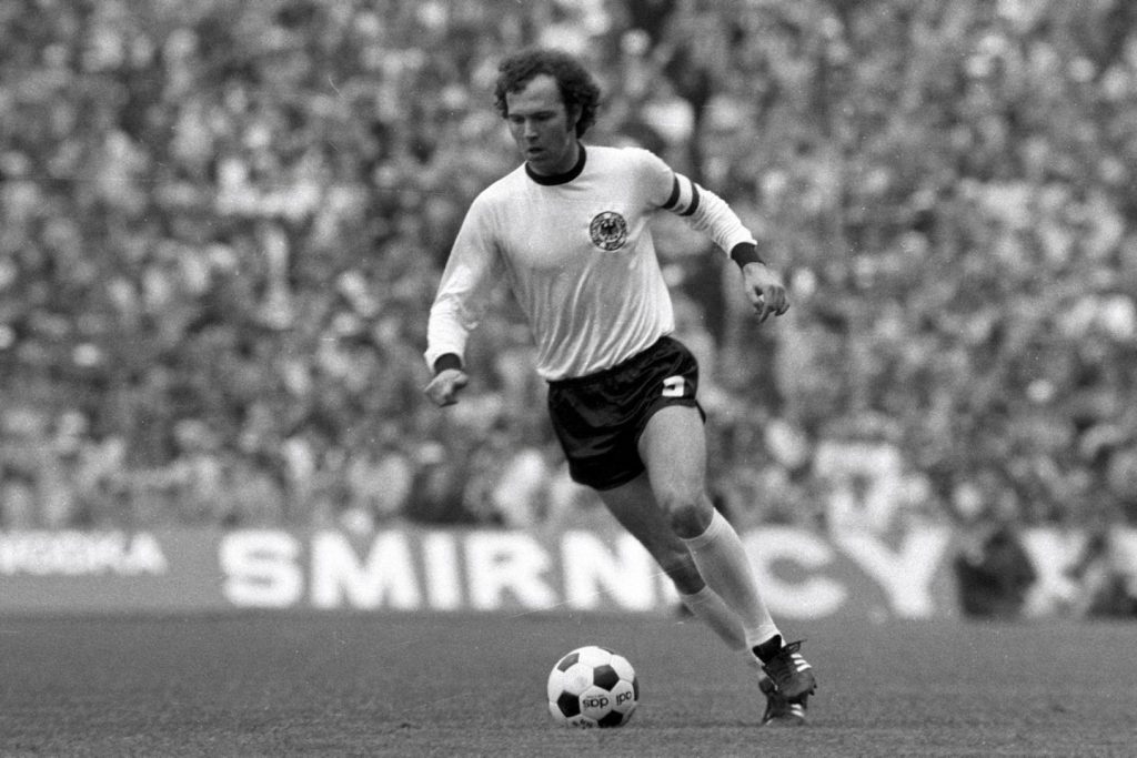 Vai trò và thành tựu xuất sắc của Franz Beckenbauer trong sự nghiệp cầu thủ